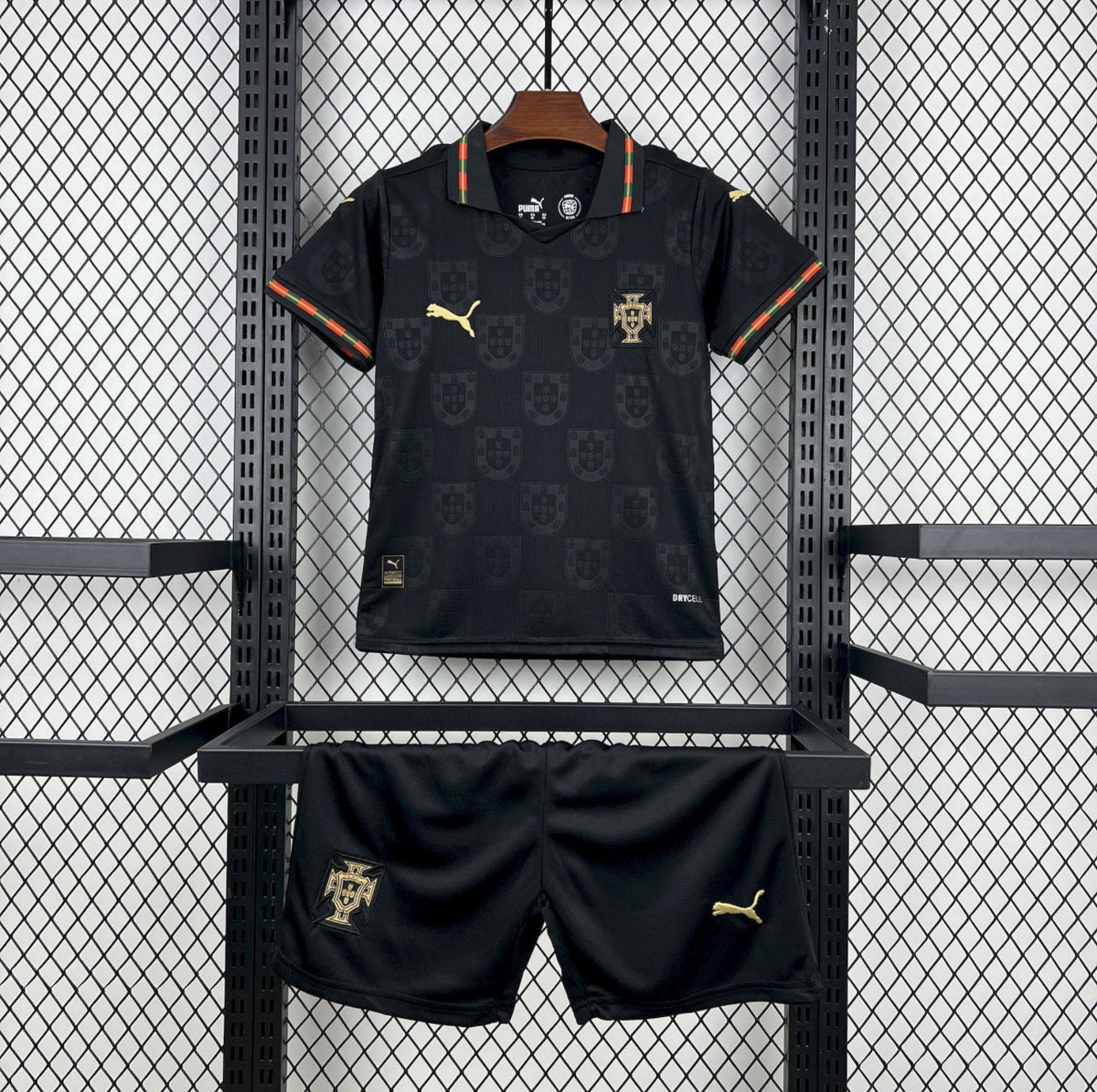 Kit Ensemble Football Portugal Eusébio Enfant 2025/26 Noir