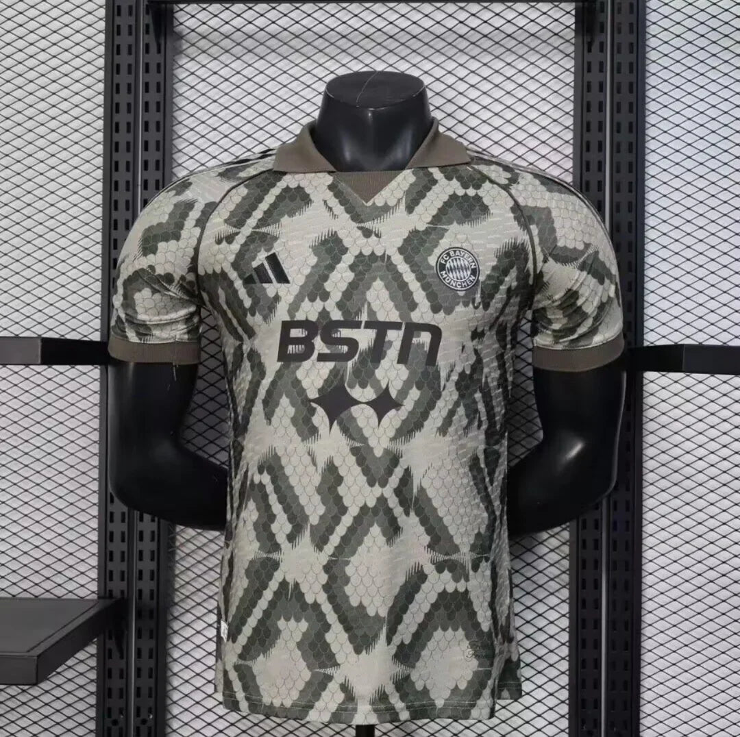 Maillot football Bayern Munich BSTN Player Version 2025/26