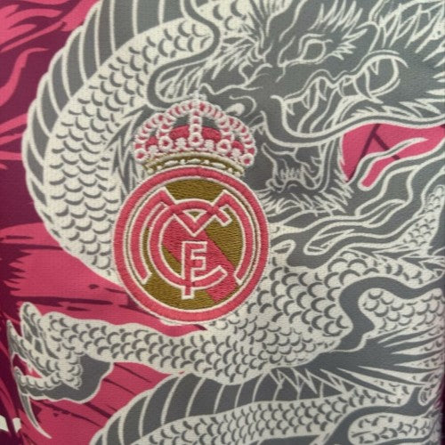 REAL MADRID ÉDITION SPÉCIALE DRAGON ROSE 2026