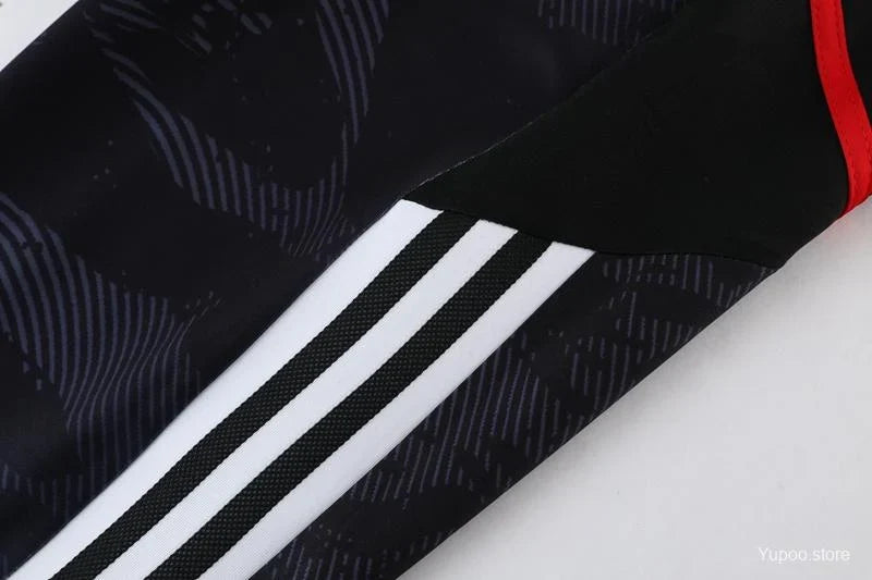 Survêtement Bayern Munich gris/rouge 2022/23