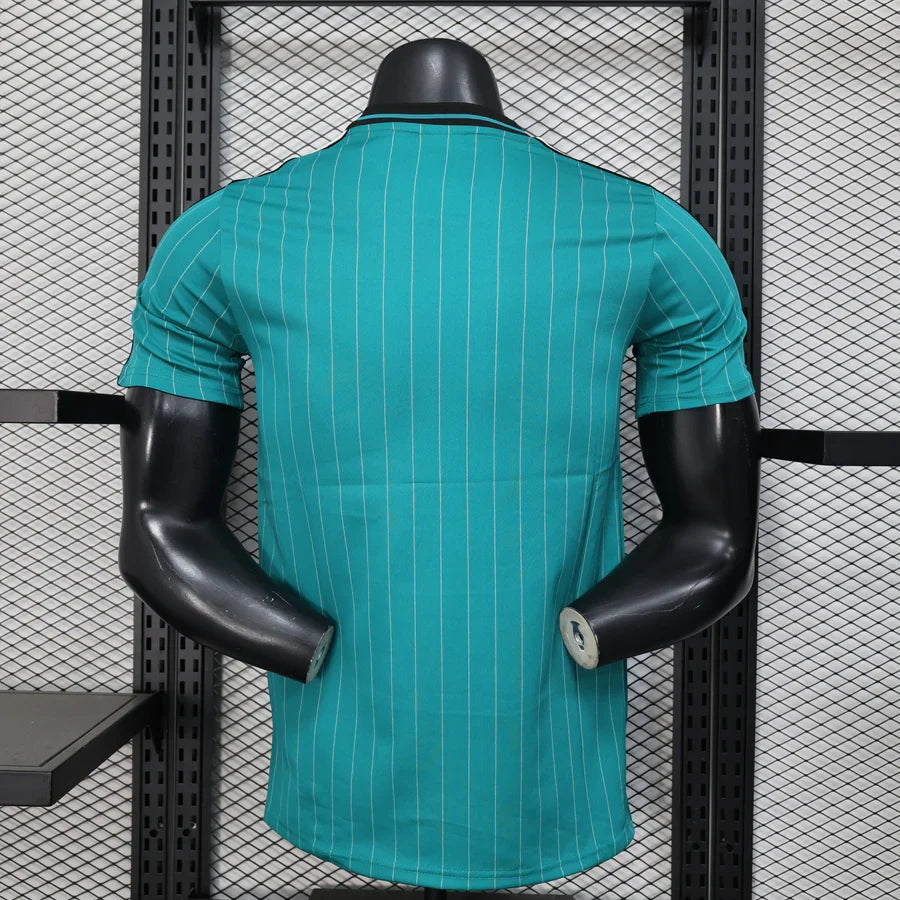 Maillot football Liverpool Rétro Player Version 2025/26