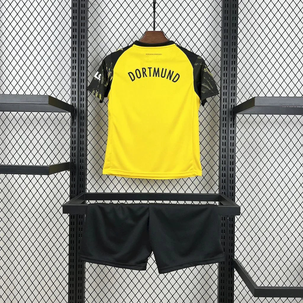 Kit ensemble football Borussia Dortmund domicile 2025/26