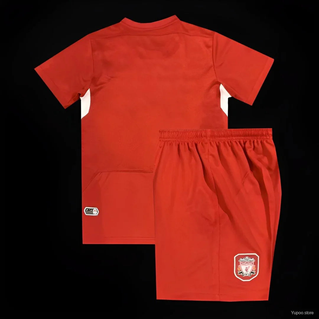 Kit ensemble football Liverpool domicile 2004/05