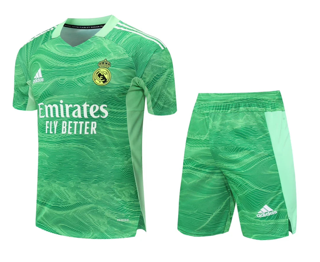 Kit ensemble football Real Madrid Gardien Goalkeeper 2023/24