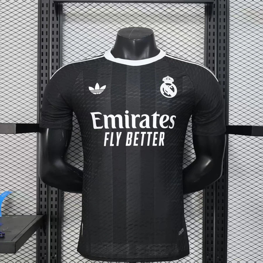 Maillot Real Madrid Special Noir Player Version 2025/26