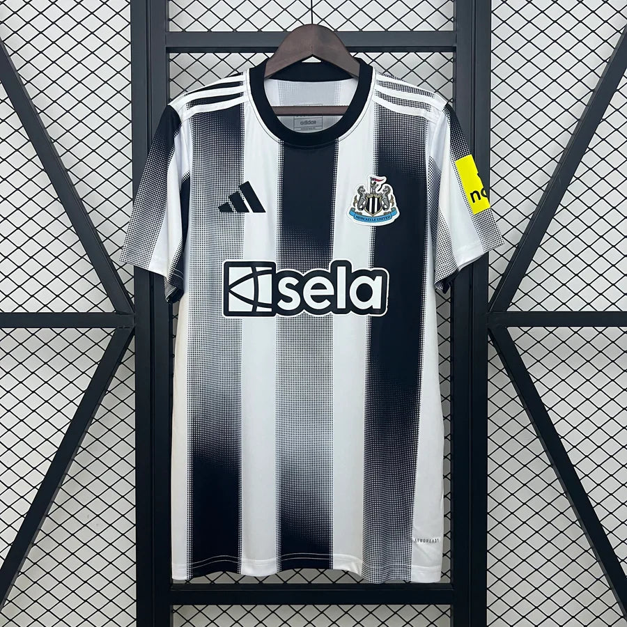Maillot football Newcastle domicile 2025/26