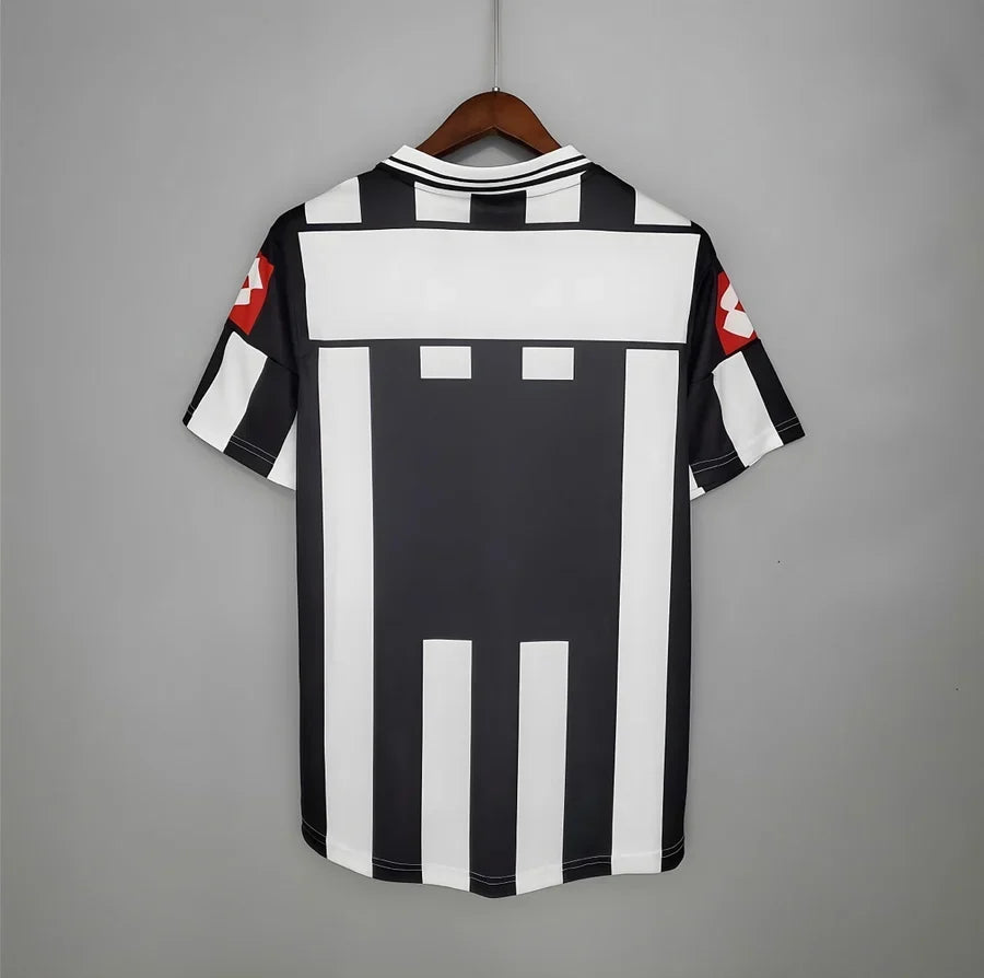 Maillot Juventus domicile 2001/02