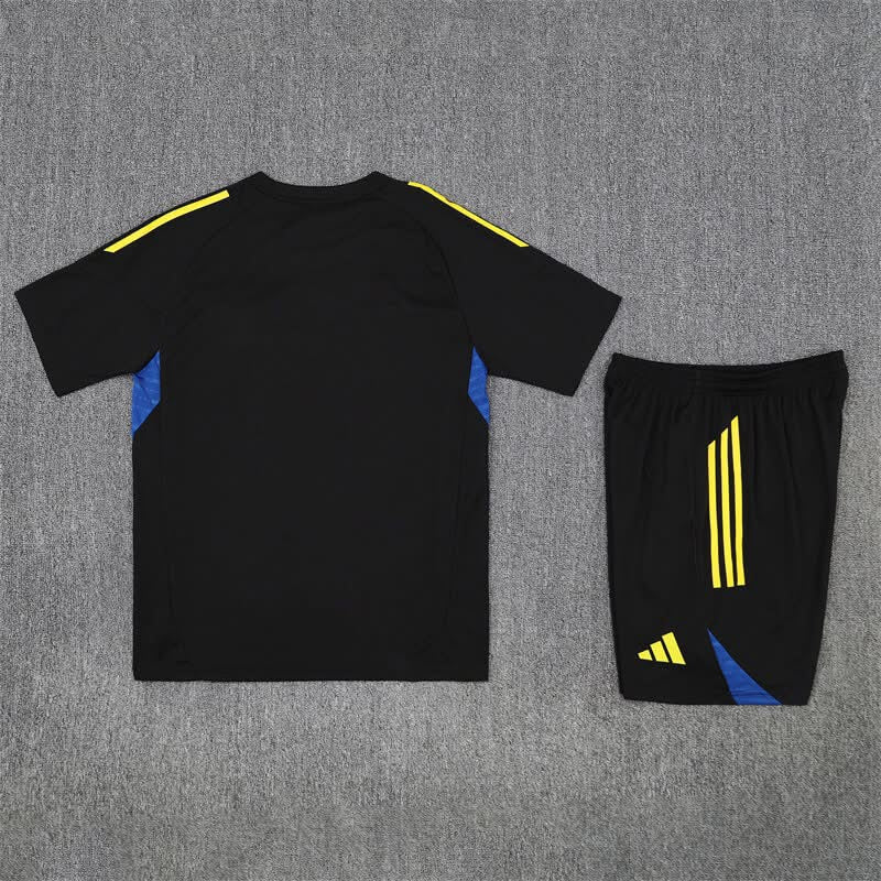 Kit football Manchester United ensemble adulte enfant 2025/26